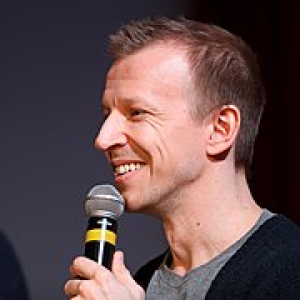 Антон Комолов